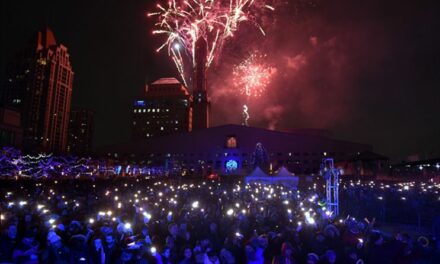Mississauga News: Dancing, music and fireworks on tap in Mississauga as city hosts New Year’s Eve party
